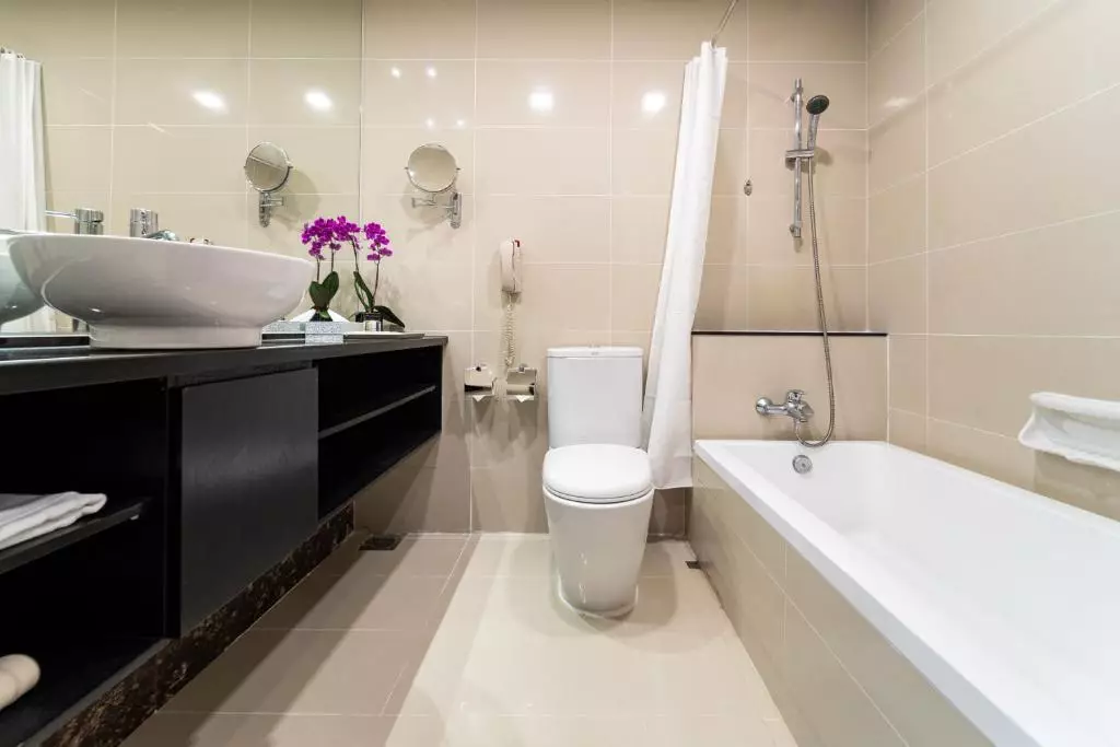 رویال کویین سرویس